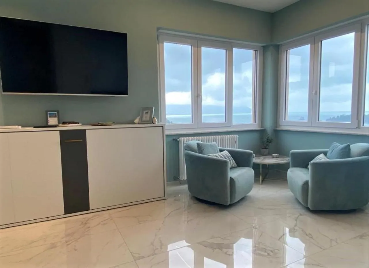 Casemaggi Attico Sul Mare, Penthouse On The Sea Porto Venere 0*,  Italy